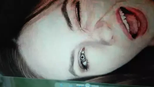 Karen Gillan'ın boşalma anısına