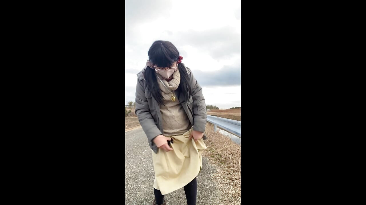 No121 masturbation on the street with an early morning walk