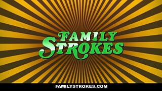 Süße blonde cali sparks gibt stiefpapi volle freundin-erfahrung