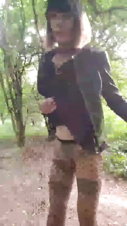 Whore's FanTasme. 🔶CAM⁴ in the Forest of Brunoy91 CuMSLuT in search of Sperm offerings in public VaneSsaBiTCHx PariSChienneTrvprod⁹¹