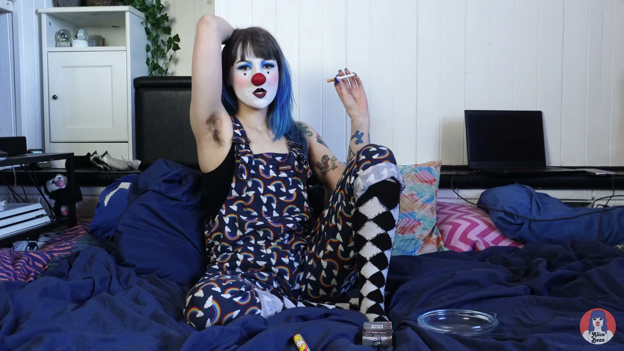 Hairy Clown Smokes