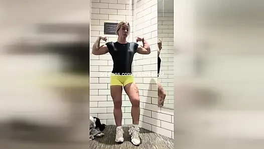TikTok Stepdaughter's Anal Surprise: Daddy's Cock in Her Ass