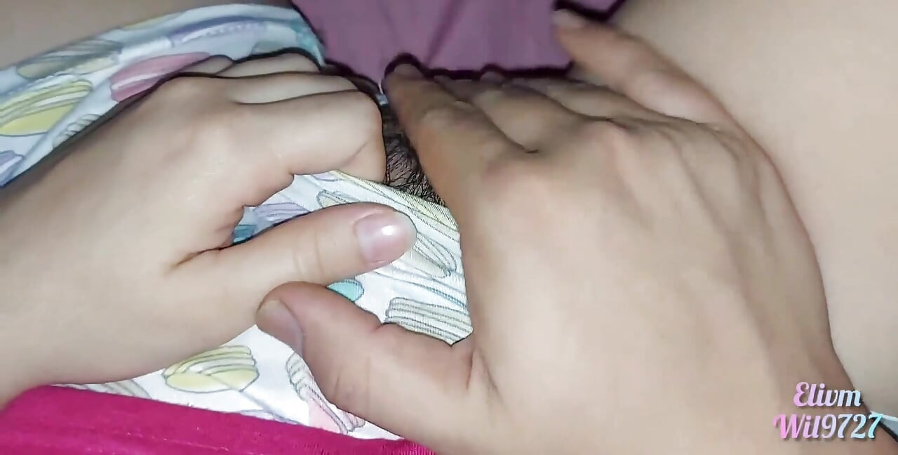 XXX Desi My Step Sister Lets Me Play with Her Pussy When She Comes to Visit She Gets on My Bed