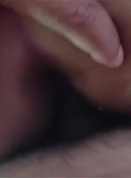 Follando una gordita milf estilo perrito en la sala de estar