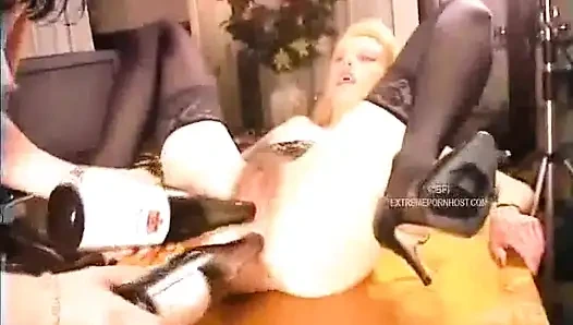 Submissive küken - 2 szenen in 1