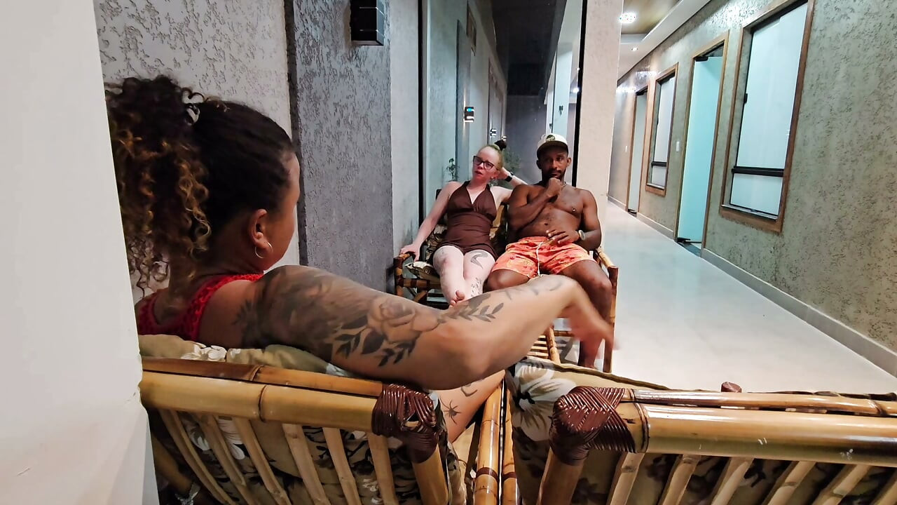 AFTER THE POOL BATH, THE FRIENDSHIP STORY ENDS IN SEX BETRAYING THE FRIEND'S TRUST BY GIVING IT TO HER HUSBAND