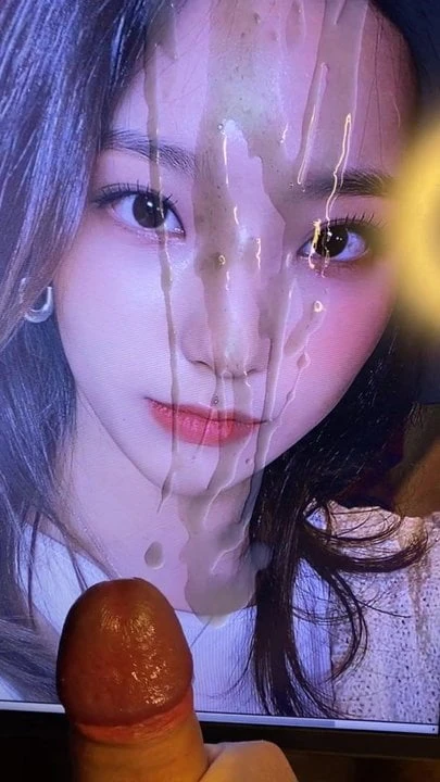 Saerom Kpop Cum Tribute (Fromis9)