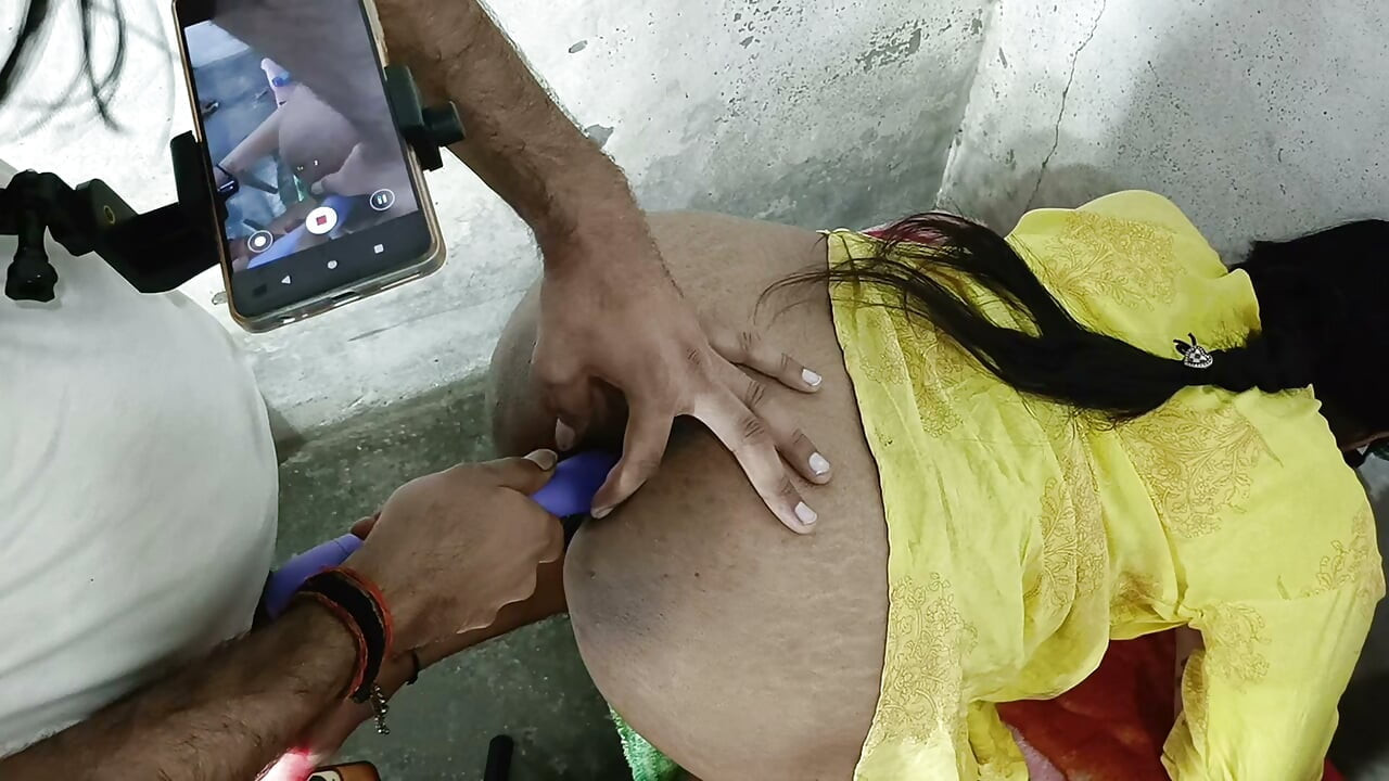 Double dildo in ass to fuck big ass Hindi audio doggy style anal
