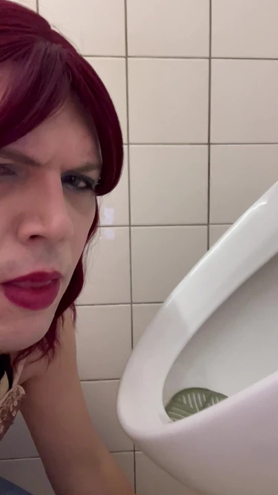 Sissy slut in the toilet 2