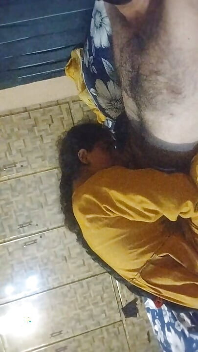 She goes live and she ask me fuck me live I fuck live chubby bhabhi