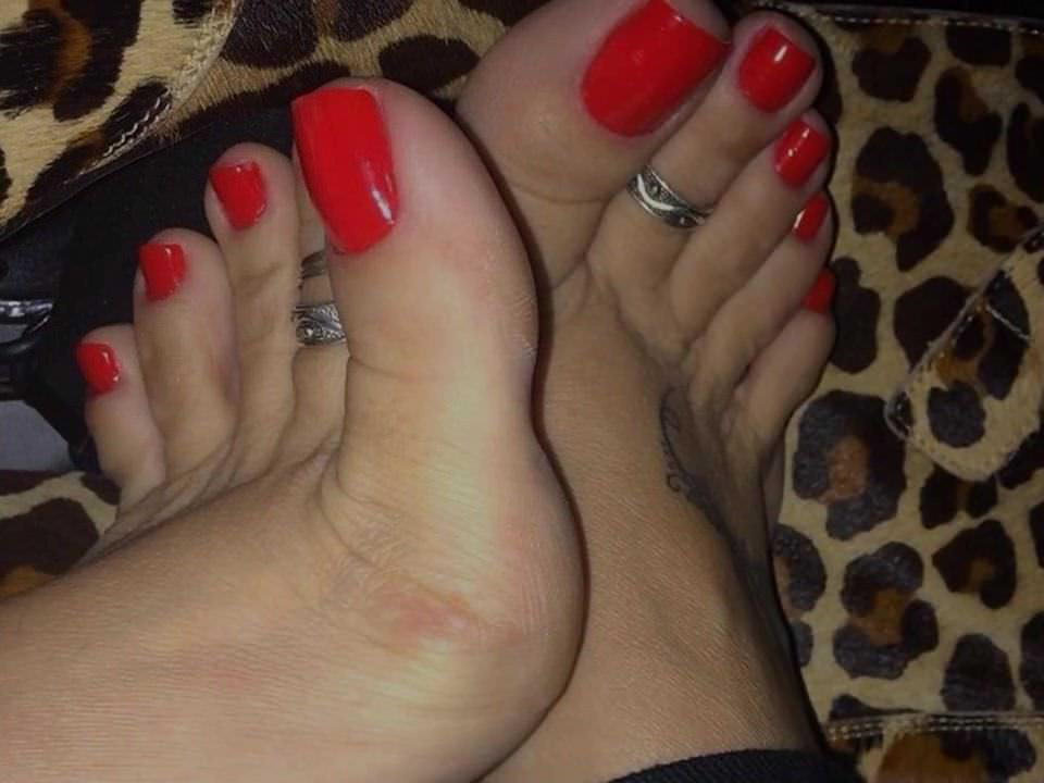 KARIN KLEMP FEET - saf