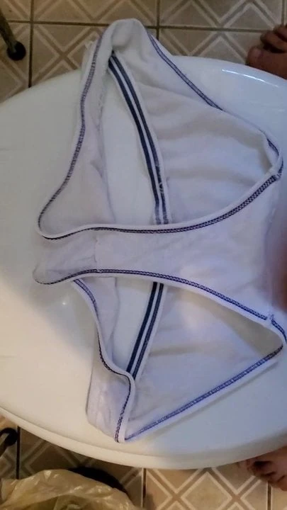 Cuming in girl panties