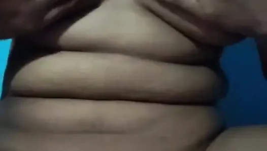Üvey kız kardeş çıplak ve seksi video gönderiyor
