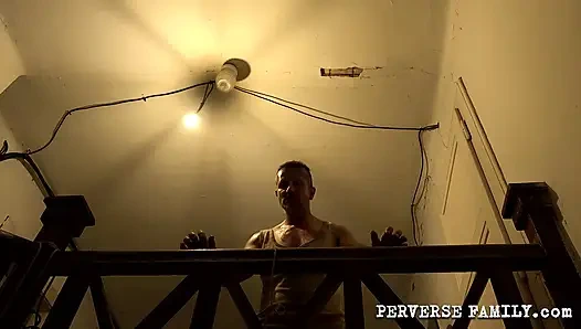 Seks bondage nakal sampai dicrot di dalam (keluarga mesum)