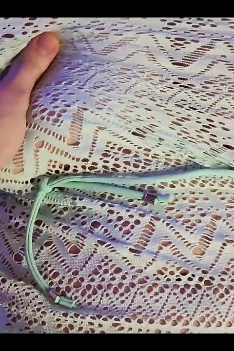 Orta yaşlı seksi kadın amcığı delinmeye hazır