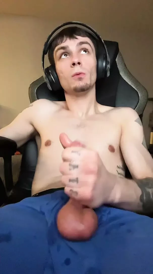 A Warzone Win annyira megkeményítette a farkam