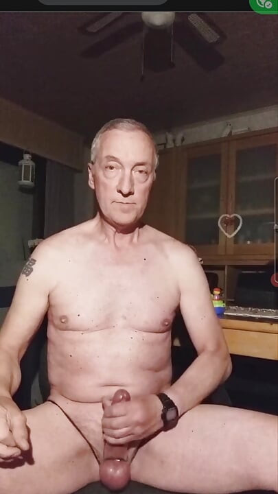 SEXY BIG DICK EXHIBITIONIST WEBCAM BONDAGE SEXSHOW CUMSHOT