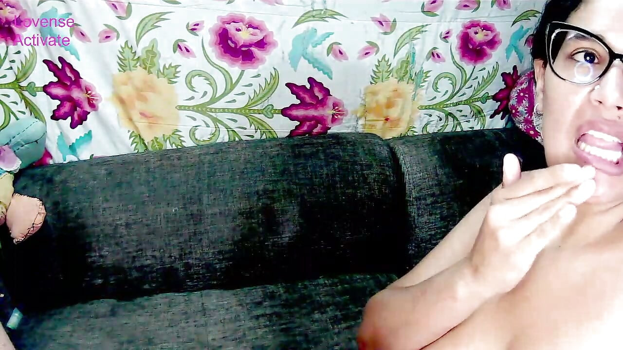 ukradłem majtki hinduskiej dziewczynie, a potem błagała mnie, żebym wsadził jej w dupę