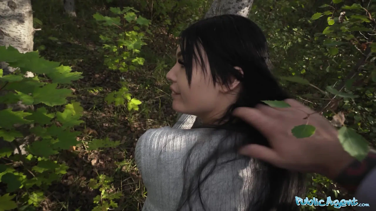 PUBLIC AGENT - ich habe die heiße freundin meines freundes gefickt und sie liebte es