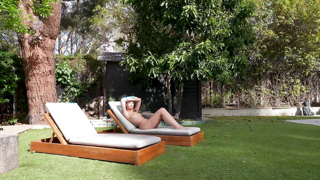 Slutty step sis sunbathes naked