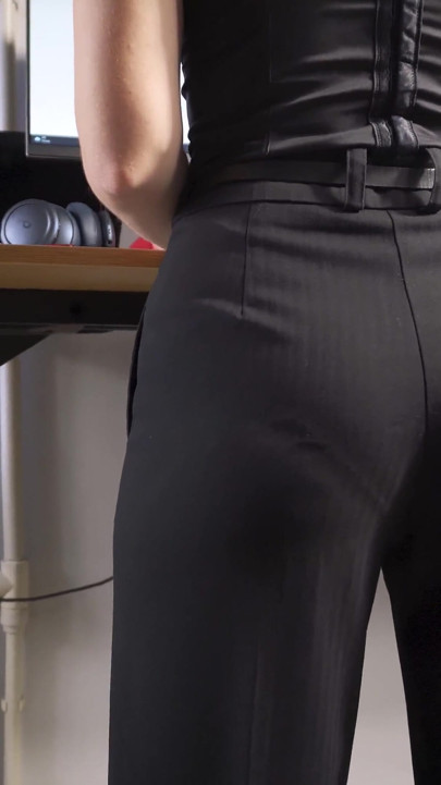 Amateur Secretary In Office Trousers Teases Her Visible Panty Line