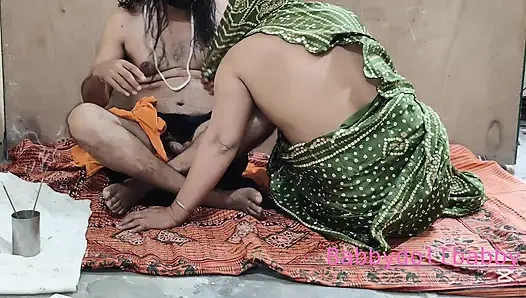 Hintli çift seks yapıyor
