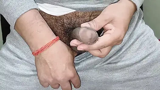 Ibu tiri selesai pijat kaki