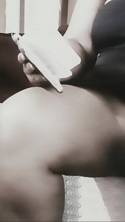 Key moment from "Auntie on the couch without panties"
