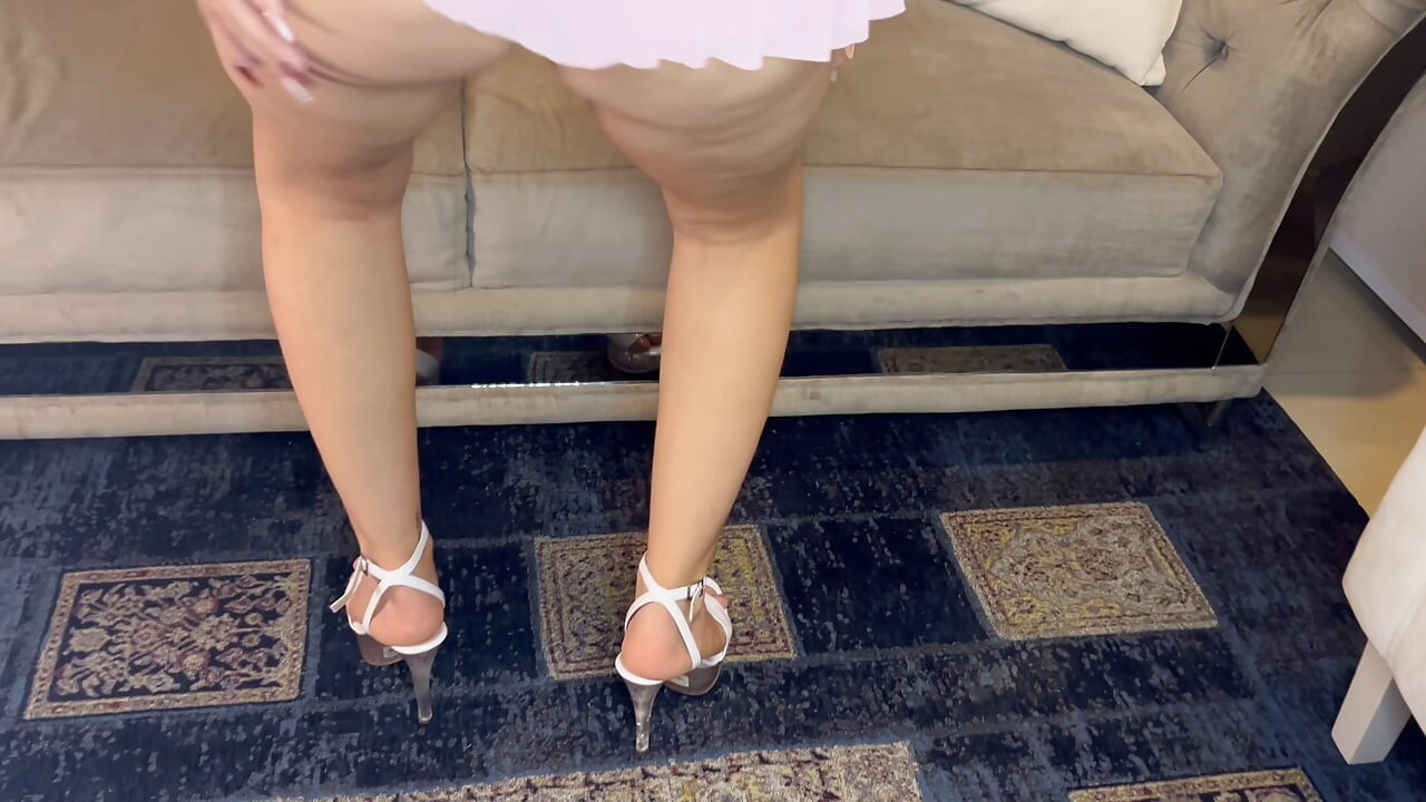 Pretty in Pink Creampie Sex Shop Adventure with Molly Smith