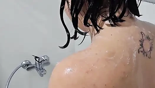 My Boyfriend Finds Me Masturbating in the Shower