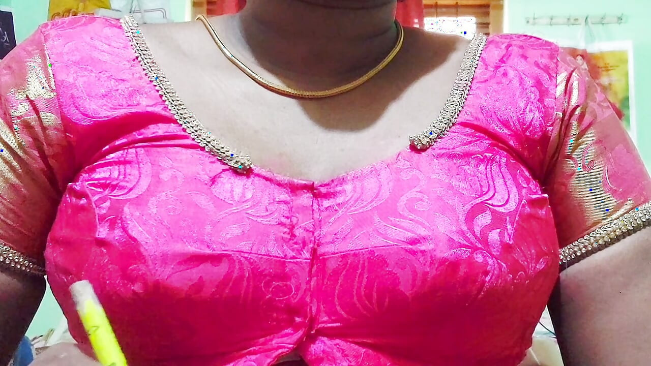 I want to sex to my Indian stepmom