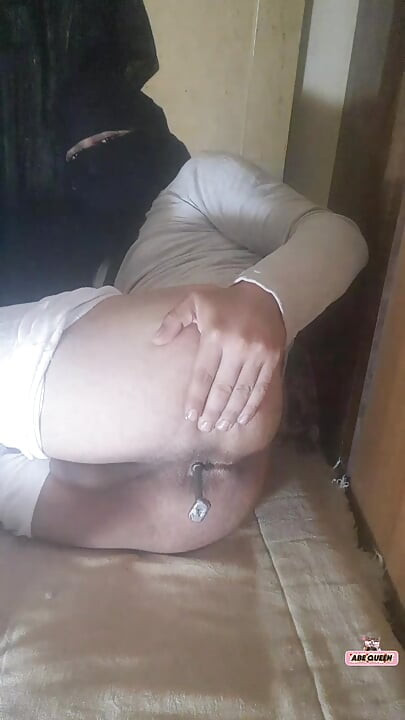 Ladyboy Salma tự sướng
