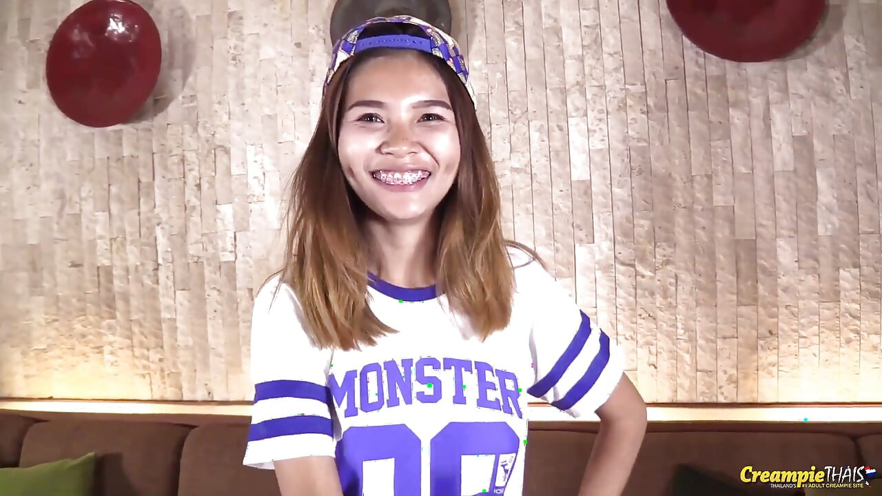 18 year old Kittikorn first time creampie sex video