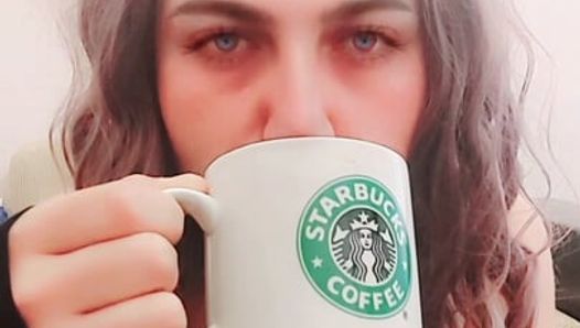 Beviamo un caffè le mie amate ti baciano