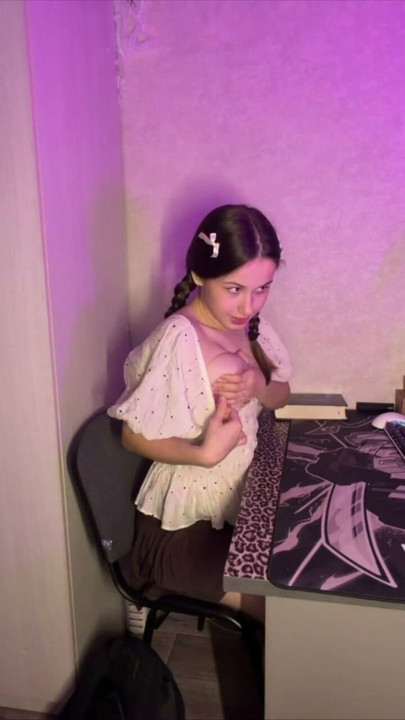 can't pass the exam and seduces the teacher | Clip 1