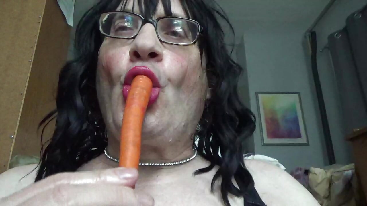 Ladyboy Serge Lusin. 2025je