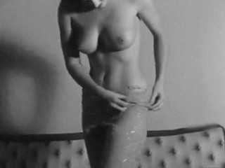 Sensación sucia - striptease de belleza vintage de los 50