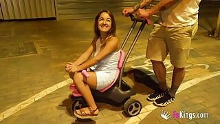 Mini-motomami e suas fodidas cruas! anão munequita enfadada quer um hardcore