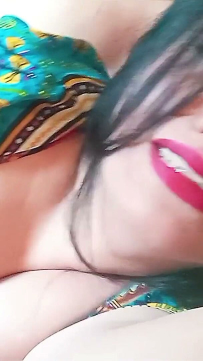 I have intense sex with my Indian stepmother, but I told her not to scream so loudly because we might get caught. | Clip 1