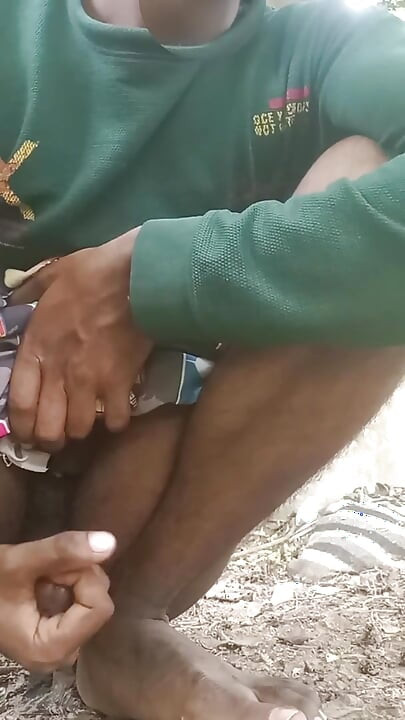Jungle mein Muth maarta hua ladka 18 sal ka Jawan