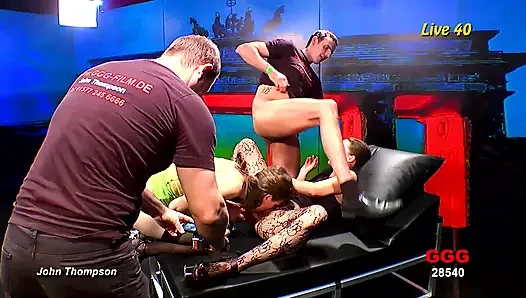 Ggg Джон Томпсон - Elisa И Victoriaia Дикая Гэнгбэнг-оргия