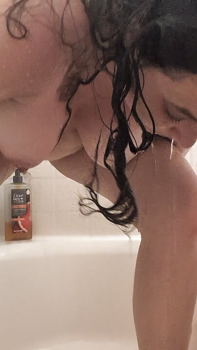 Shower time with squirting milf