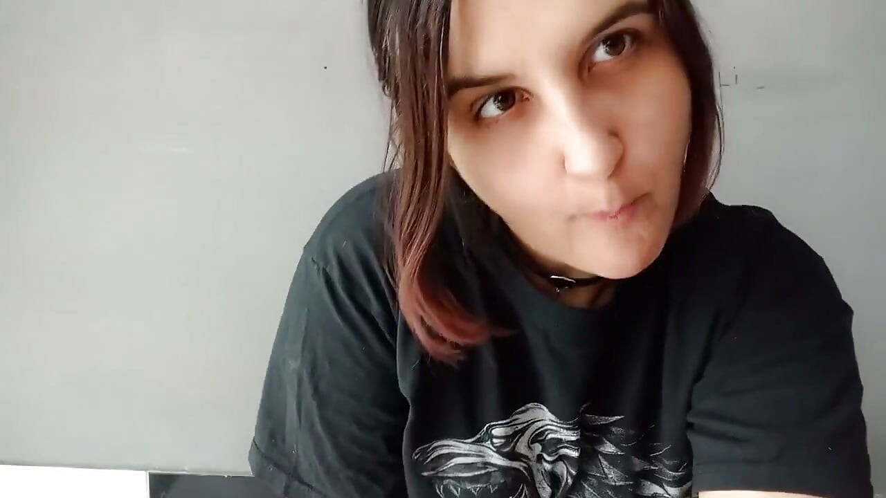 Girl in Short Scottish Skirt Tease You with Her Pussy and Big Bubbles - Bunny Looner