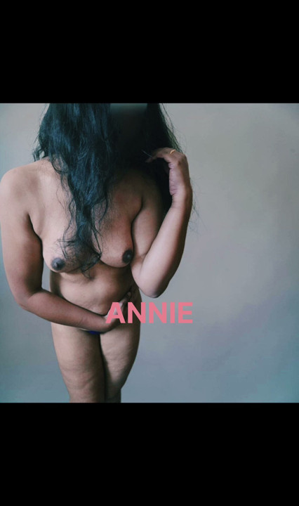 Annie Lisa Strip Show