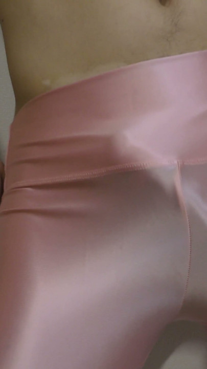 Masturbation with pink spandex leggings | Clip 2