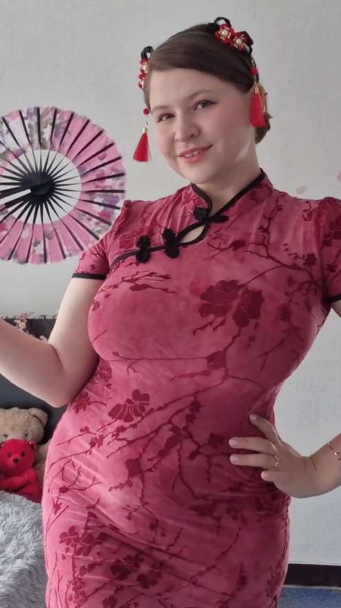 Cherry Blossom Grwm, Soft and Sensual Tease in a Cheongsam