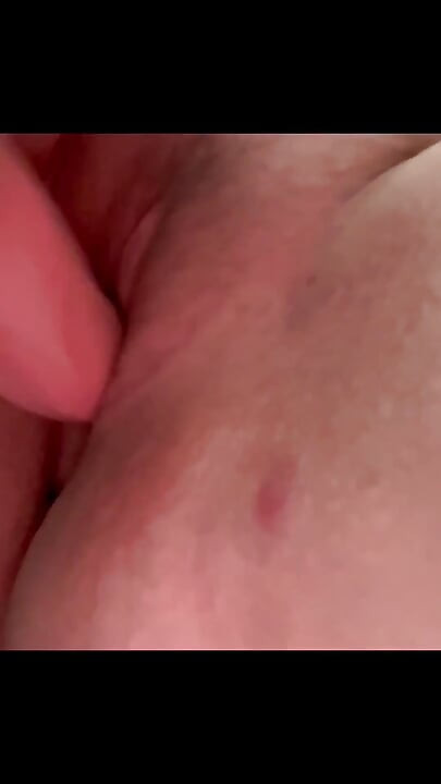 Shower, Fingering, Dildo and Squirt