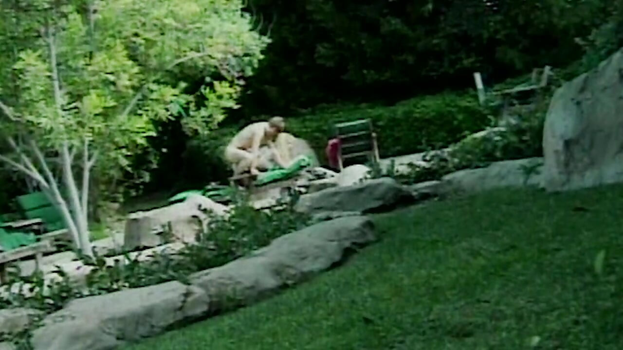 tabuloses Spiel geht völlig ab auf dem Campus (18+) bis zum