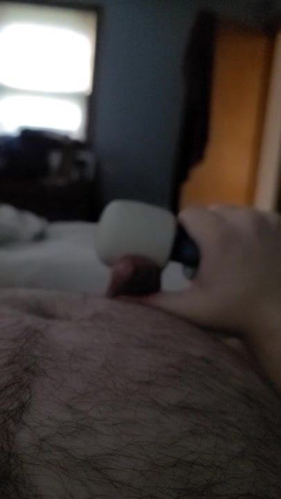 Magic Wand Jerk Off