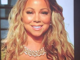 Mariah Carey con omaggio
